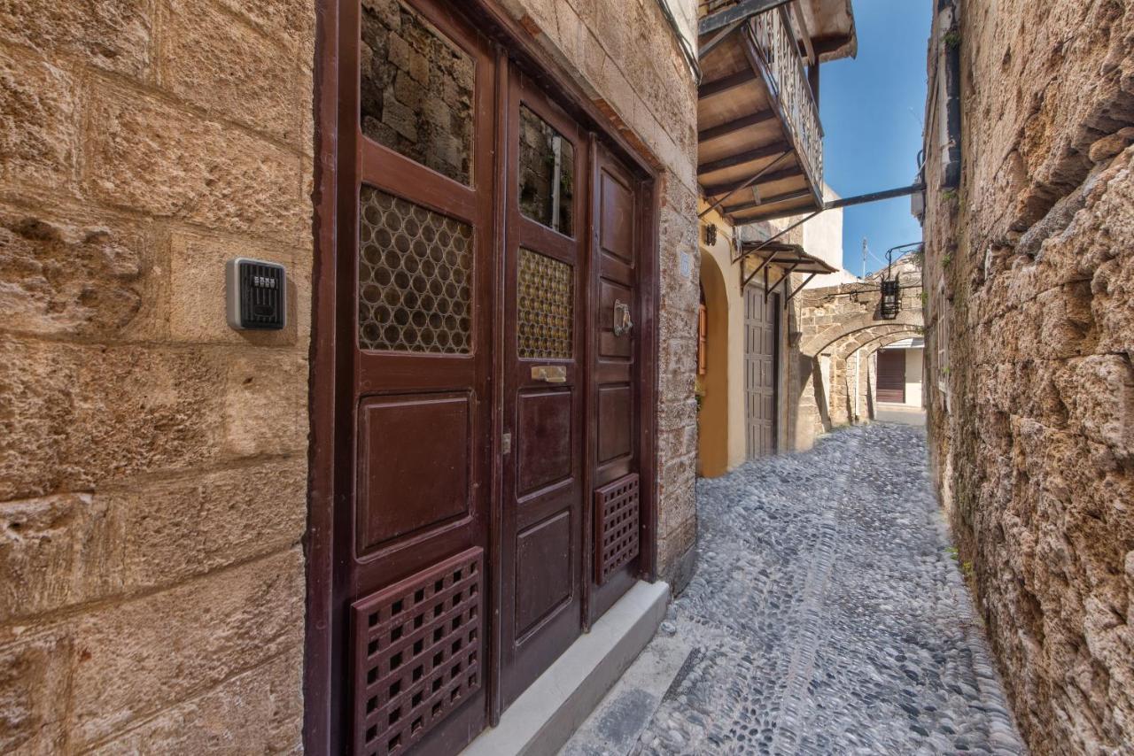 Astero * Rhodes City